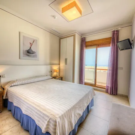 Hotel Colores De Zahara 2*